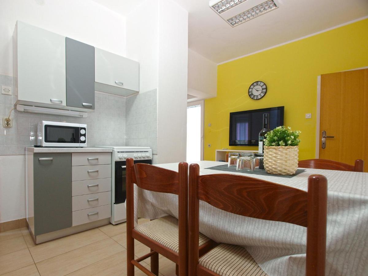 Apartments Biskupije 810 Medulin Exterior photo